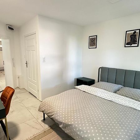 Moveen! Wynajem Apartamentow We Wroclawiu! 10 Minut Od Centrum المظهر الخارجي الصورة