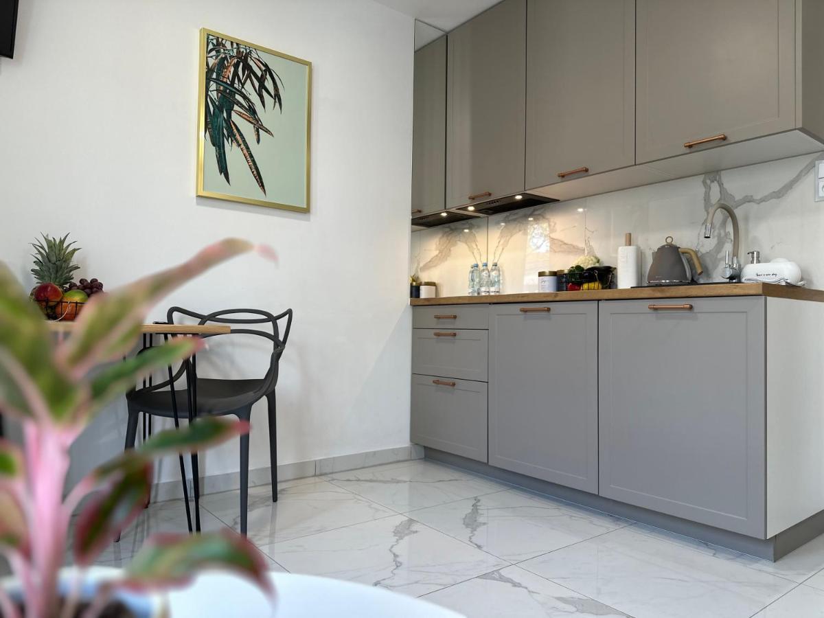 Moveen! Wynajem Apartamentow We Wroclawiu! 10 Minut Od Centrum المظهر الخارجي الصورة