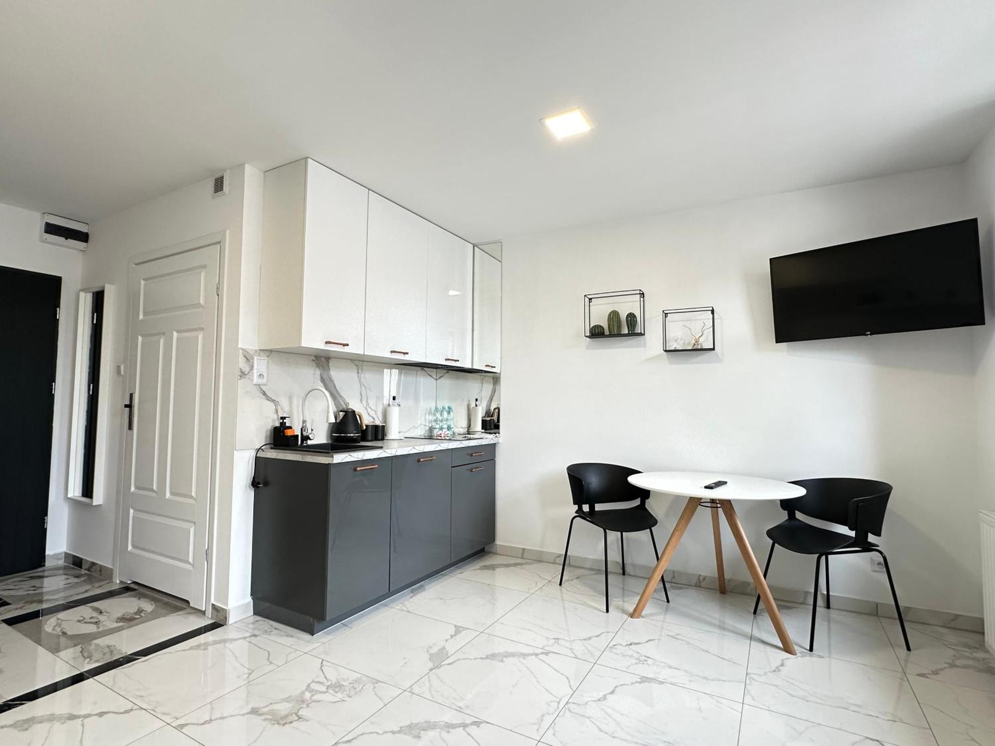 Moveen! Wynajem Apartamentow We Wroclawiu! 10 Minut Od Centrum المظهر الخارجي الصورة